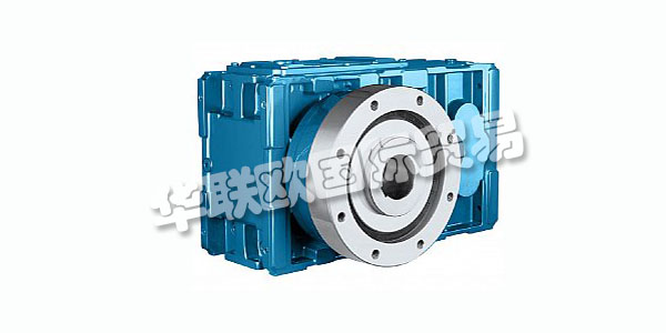 PIV DRIVES 是全球知名的機(jī)械齒輪裝置生產(chǎn)商，產(chǎn)品廣泛應(yīng)用于塑料和橡膠領(lǐng)域。自1928年成立于德國(guó)，他們是建造齒輪箱的專家，可滿足現(xiàn)代工業(yè)的苛刻要求 - 在質(zhì)量，可靠性，卓越性能和預(yù)期壽命方面。這些只是PIV產(chǎn)品聲譽(yù)卓著的主要原因，另一個(gè)是著名的“德國(guó)制造”方法。