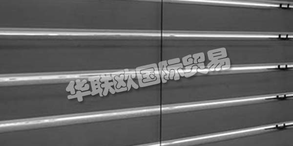ORLITA公司自1991年開始運(yùn)營。從一開始，他們就在波蘭和全球市場(chǎng)上的防曬領(lǐng)域擁有數(shù)十年的經(jīng)驗(yàn)!他們專業(yè)生產(chǎn)外部百葉窗和其他防曬設(shè)備，如百葉窗，遮陽篷和織物百葉窗。根據(jù)“質(zhì)量將自他保護(hù)”的原則，他們專注于高品質(zhì)的產(chǎn)品，有競(jìng)爭(zhēng)力的價(jià)格，同時(shí)使用最好的材料。這導(dǎo)致了廣泛的技術(shù)解決方案和多種顏色。